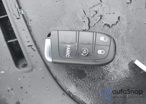 2015 Jeep Renegade Limited z USA, uszkodzony, nr VIN ZACCJBDT0FPB65261